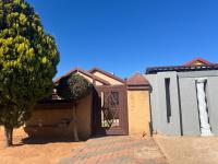 Front View of property in Soshanguve