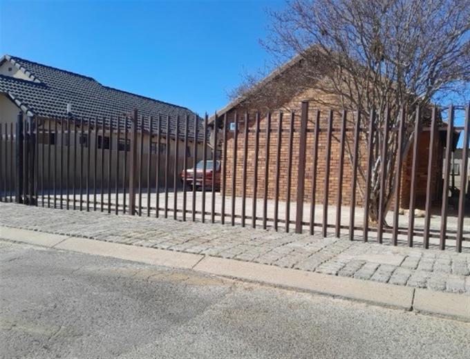 Standard Bank SIE Sale In Execution 3 Bedroom House for Sale in Nigel - MR390280