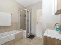 Bathroom 1 - 6 square meters of property in Douglasdale
