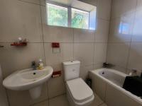 Bathroom 1 of property in Woodlands - PE