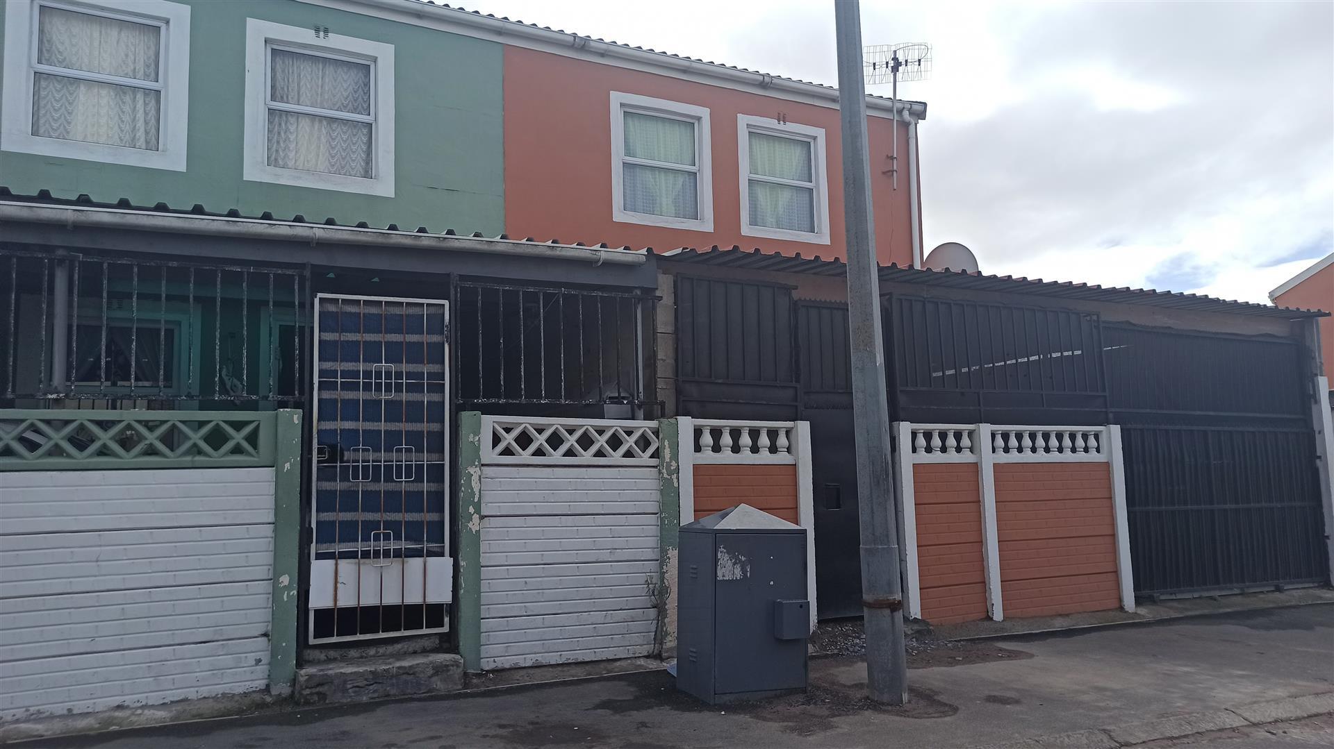 Front View of property in Athlone - CPT