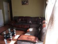 Lounges - 17 square meters of property in Kwa-Thema