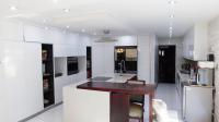 Kitchen - 28 square meters of property in Reservior Hills