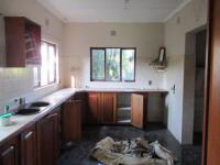 Kitchen - 39 square meters of property in Port Edward