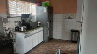 Kitchen - 16 square meters of property in Vanderbijlpark