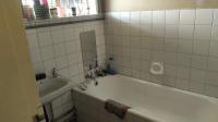 Bathroom 1 - 5 square meters of property in Vanderbijlpark