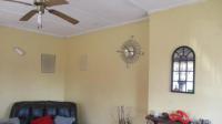 Lounges - 20 square meters of property in Vanderbijlpark