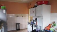 Kitchen - 16 square meters of property in Vanderbijlpark