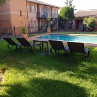 2 Bedroom 1 Bathroom Flat/Apartment for Sale for sale in Bezuidenhout Valley