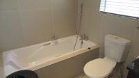 Bathroom 1 - 5 square meters of property in Pomona