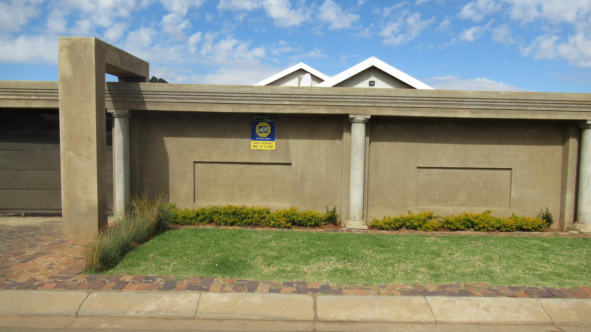 Front View of property in Lenasia South