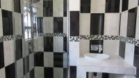 Bathroom 1 - 11 square meters of property in Vanderbijlpark