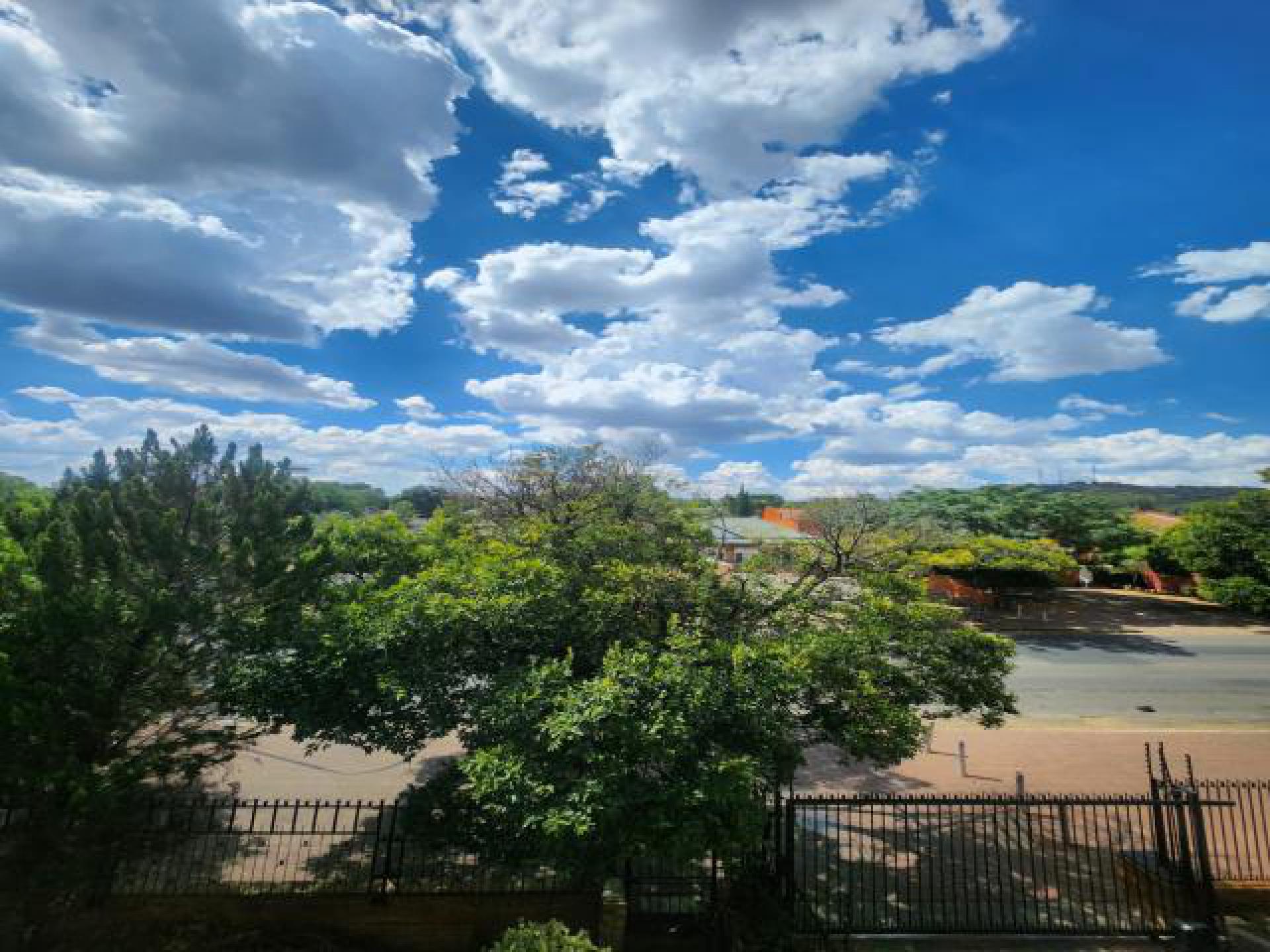 Spaces of property in Westdene (Bloemfontein)