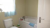 Main Bathroom - 9 square meters of property in Honey Park