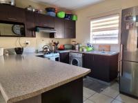 Kitchen - 12 square meters of property in Honey Park