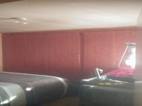 Bed Room 1 - 23 square meters of property in Ennerdale