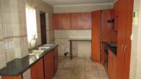 Kitchen - 12 square meters of property in Castleview