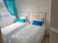 Bed Room 2 of property in Uvongo