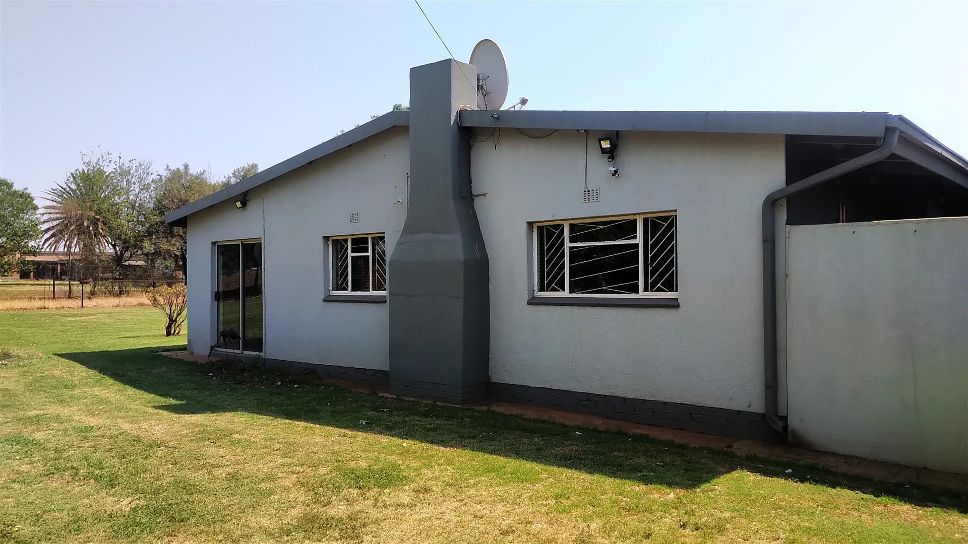 Front View of property in Vanderbijlpark