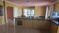 Kitchen - 18 square meters of property in Marblehall