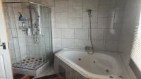 Main Bathroom - 5 square meters of property in Marblehall