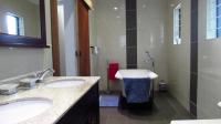 Main Bathroom - 12 square meters of property in Whitney Gardens