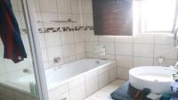 Bathroom 1 of property in Lydenburg