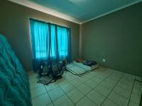 Bed Room 1 of property in Lydenburg