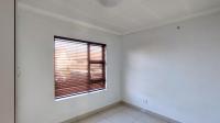 Bed Room 1 - 11 square meters of property in Parkrand