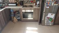 Kitchen - 9 square meters of property in Buh Rein