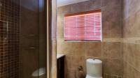 Bathroom 3+ - 132 square meters of property in Walkerville