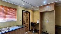 Kitchen - 107 square meters of property in Walkerville