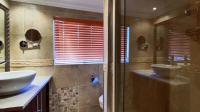 Bathroom 3+ - 132 square meters of property in Walkerville