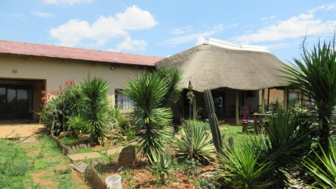 Standard Bank SIE Sale In Execution 3 Bedroom House for Sale in Hillside AH - MR420258