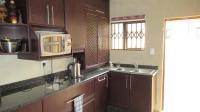 Kitchen - 14 square meters of property in Vosloorus