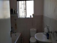 Bathroom 1 - 6 square meters of property in Greenstone Hill