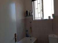 Bathroom 1 - 6 square meters of property in Greenstone Hill