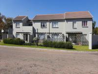 Front View of property in Greenstone Hill