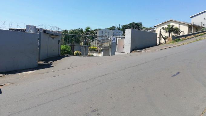 Standard Bank SIE Sale In Execution 2 Bedroom Sectional Title for Sale in Sea View EC - MR424794