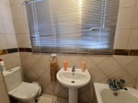 Bathroom 1 of property in Nelspruit Central