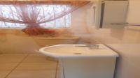 Main Bathroom - 11 square meters of property in Duncanville