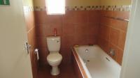 Bathroom 1 - 6 square meters of property in Albertsdal