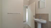 Bathroom 1 - 5 square meters of property in Menlo Park