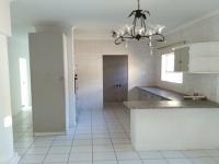 Kitchen - 13 square meters of property in Die Heuwel