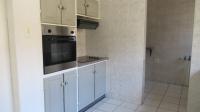 Kitchen - 13 square meters of property in Die Heuwel