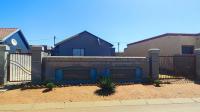 Front View of property in Bluegum View