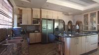 Kitchen - 44 square meters of property in Ninapark