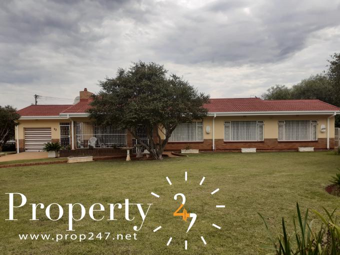 3 Bedroom House for Sale For Sale in Fochville - MR437097