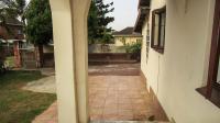 Patio - 42 square meters of property in Brackenham