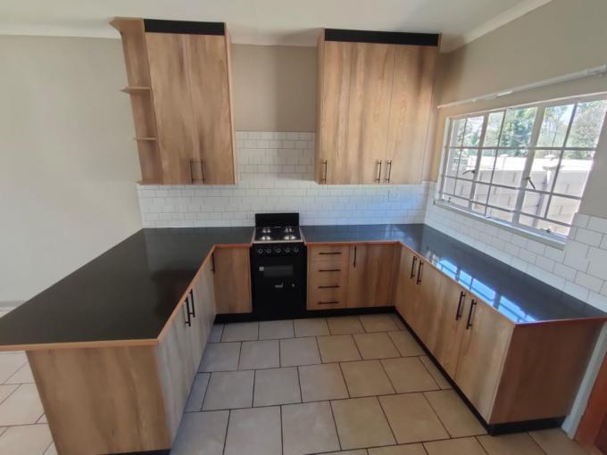 2 Bedroom Apartment to Rent in Tweefontein - Property to rent - MR438442
